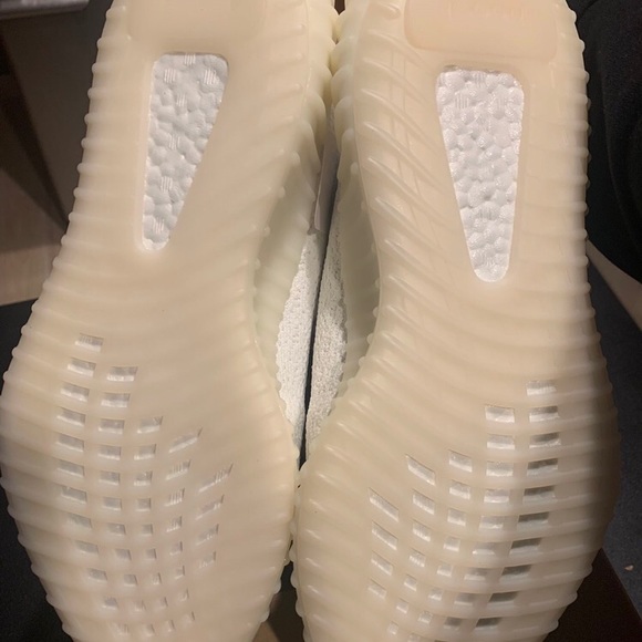 Yeezy - Picture 3 of 3